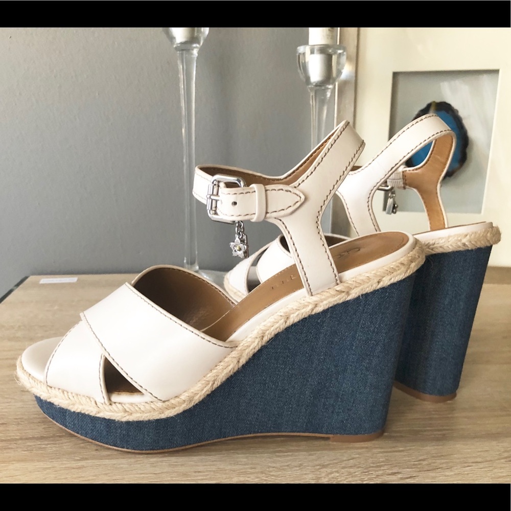 COACH Eaton Sandals Size 8